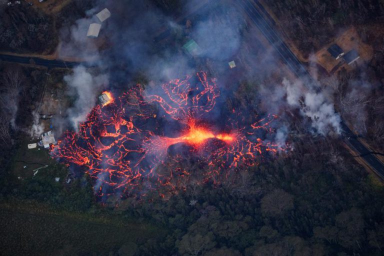 CIENTISTAS DESCONHECEM QUANDO É QUE A ATIVIDADE DO VULCÃO KILAUEA IRÁ PARAR