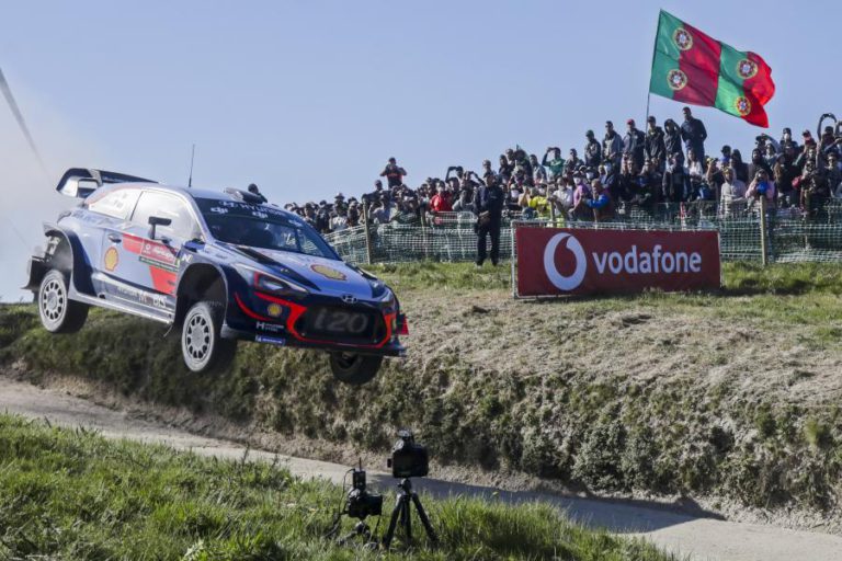 NEUVILLE VENCE PELA PRIMEIRA VEZ O RALI DE PORTUGAL E ASSUME LIDERANÇA DO MUNDIAL