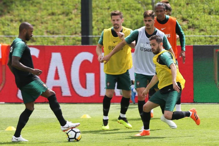 SELEÇÃO PORTUGUESA PROSSEGUE TRABALHOS NA CIDADE DO FUTEBOL PARA O MUNDIAL 2018