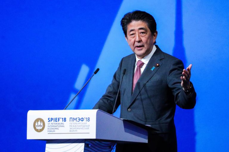 PRIMEIRO-MINISTRO JAPONÊS CONSIDERA “INDISPENSÁVEL” CIMEIRA EUA-COREIA DO NORTE