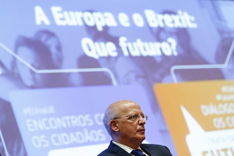 SANTOS SILVA CRITICA “FALTA DE CLAREZA” DE LONDRES NO ‘BREXIT’