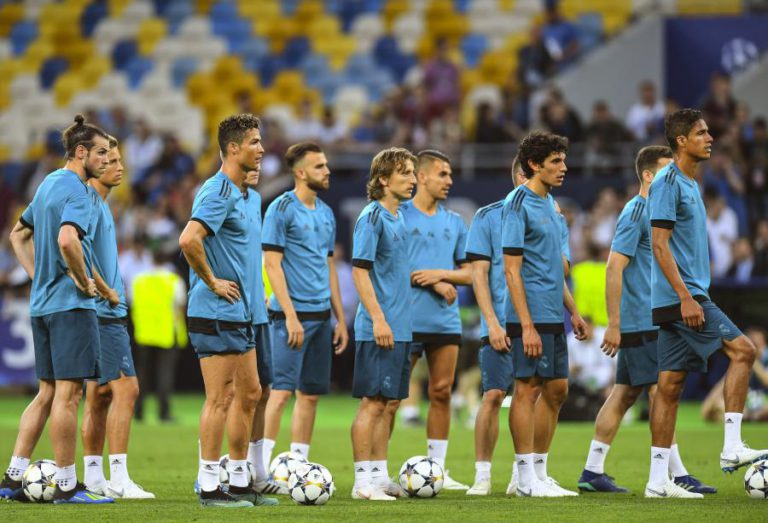 REAL MADRID À PROCURA DE NOVO ‘TRI’ NA ‘CHAMPIONS’, LIVERPOOL QUER ‘REGRESSAR’