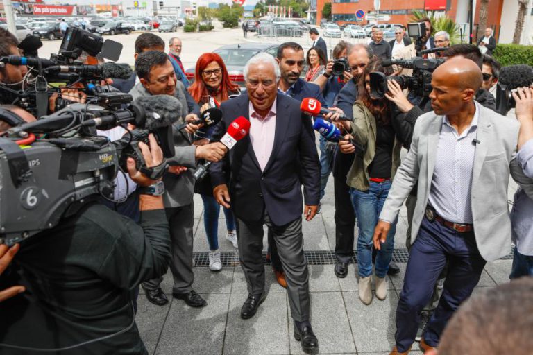 COSTA AFIRMA QUE OUVIU “COM INTERESSE” O DISCURSO DE PEDRO NUNO SANTOS