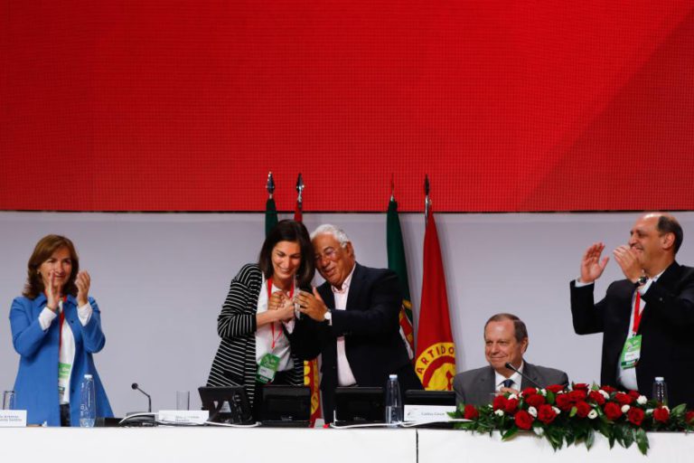 APROVADAS ALTERAÇÕES DE ESTATUTOS PROPOSTAS POR ANTÓNIO COSTA