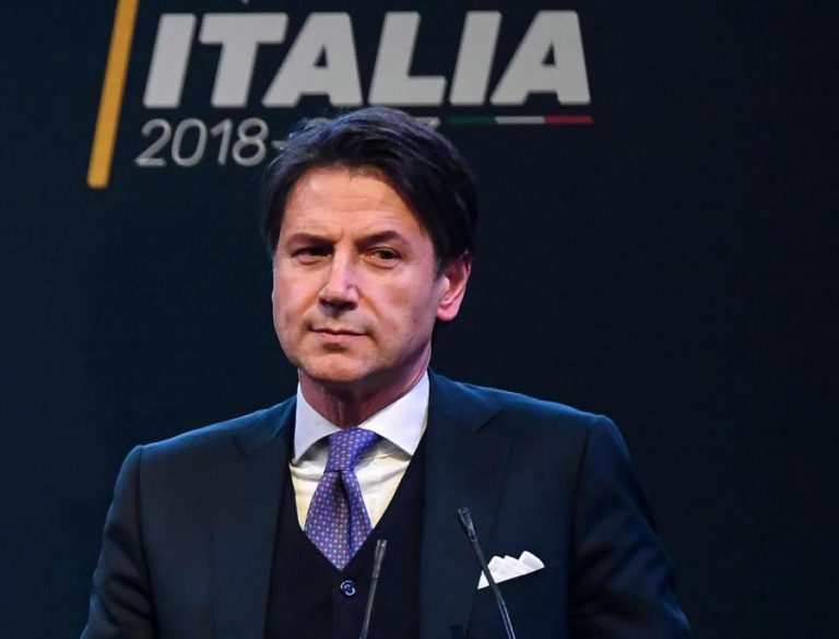 JURISTA GIUSEPPE CONTE RENUNCIA À TAREFA DE FORMAR NOVO GOVERNO EM ITÁLIA