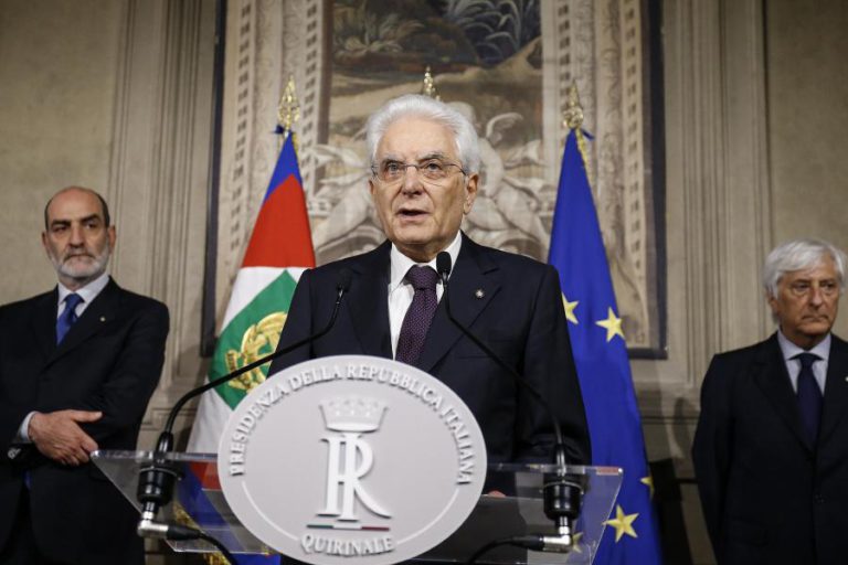 PRESIDENTE ITALIANO VOLTA A CONVOCAR CONTE PARA FORMAR GOVERNO