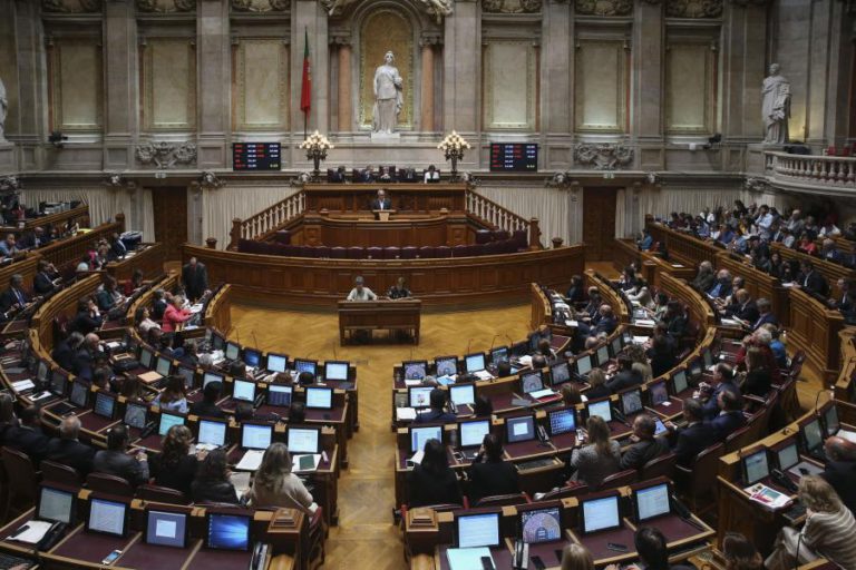 EUTANÁSIA: PARLAMENTO CHUMBA DESPENALIZAÇÃO