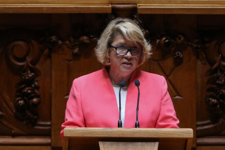 EUTANÁSIA: CDS DIZ QUE DESPENALIZAR DÁ “PODER A TERCEIROS SOBRE A VIDA DE OUTREM”