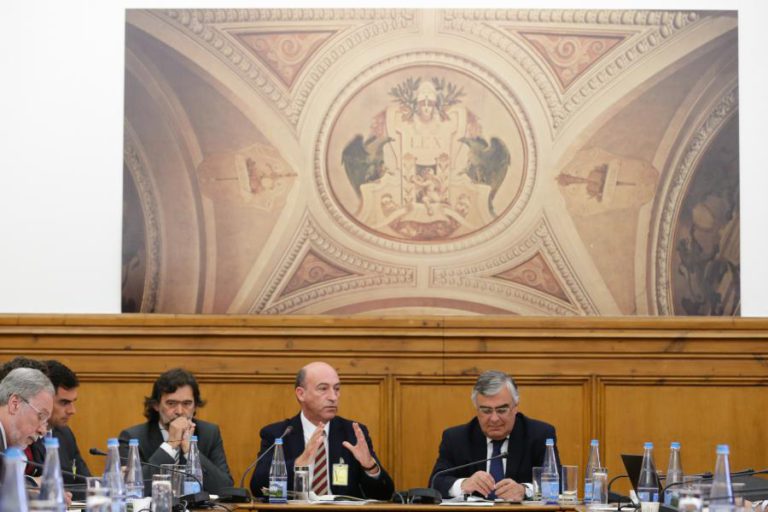 VERBAS PARA CONSTRUÇÃO DE ALA PEDIÁTRICA DO HOSPITAL S.JOÃO CONTINUAM BLOQUEADAS