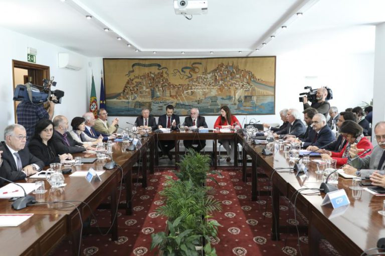 PARCEIROS SOCIAIS CHEGAM A ACORDO SOBRE ALTERAÇÕES À LEI LABORAL À EXCEÇÃO DA CGTP