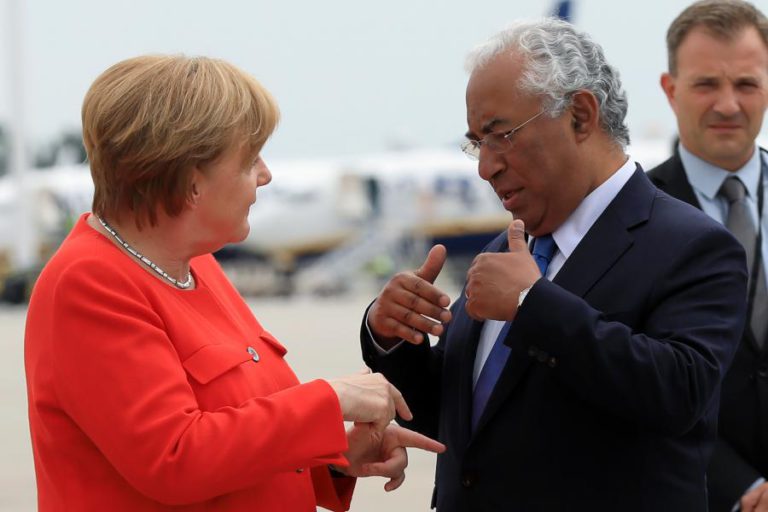 COSTA REÚNE-SE HOJE COM MERKEL EM LISBOA
