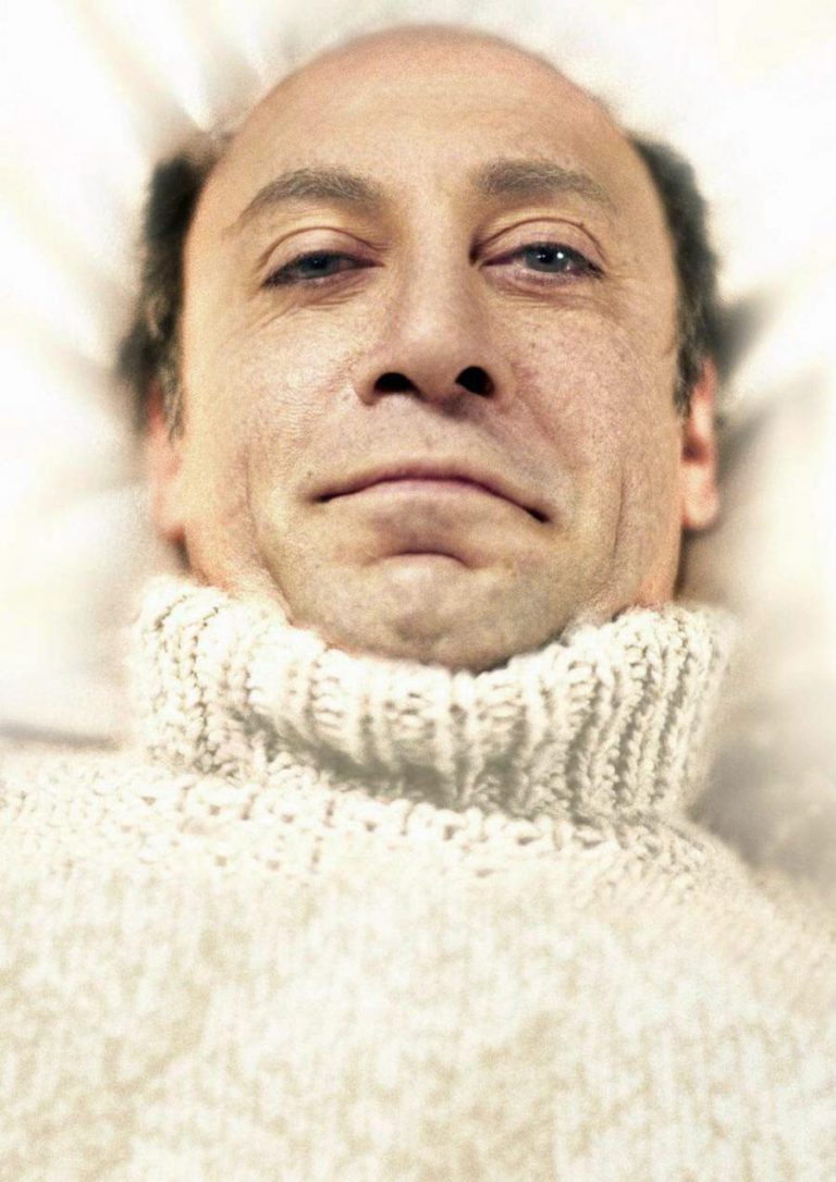 “A CABEÇA SEM CORPO” DE RAMÓN SAMPEDRO LEVOU O DEBATE SOBRE A EUTANÁSIA DOS ECRÃS PARA AS RUAS