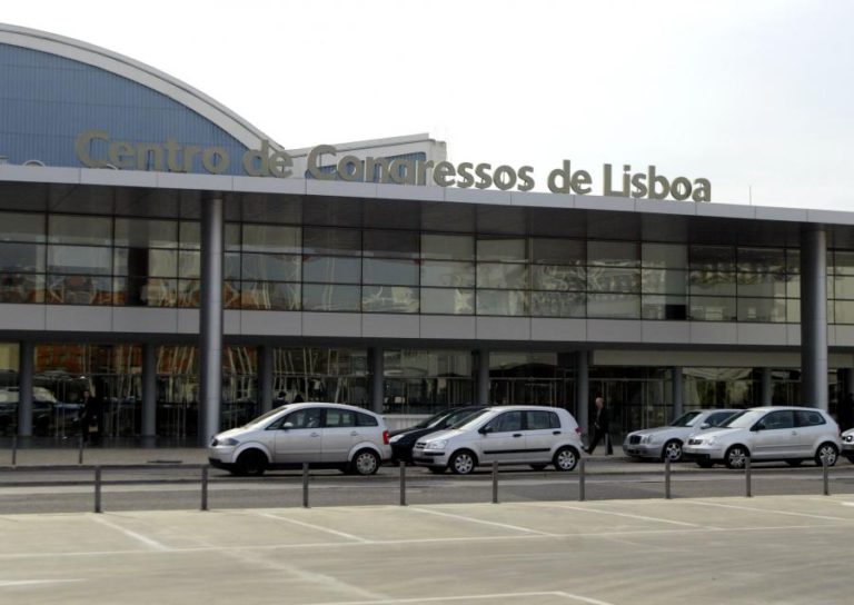 ACESSO AO CONHECIMENTO SOBRE NUTRIÇÃO JUNTA MAIS DE 1.700 EM CONGRESSO EM LISBOA