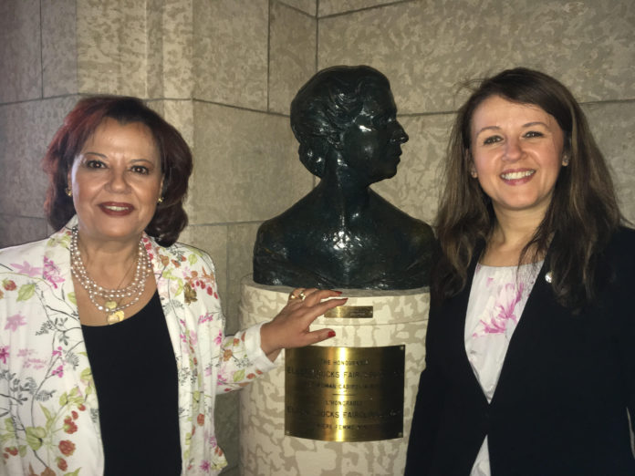 Créditos: Parlamento do Canadá, Senado do Canadá e Arquivo Pessoal Créditos: Parlamento do Canadá, Senado do Canadá e Arquivo Pessoal