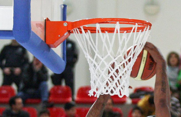 BASQUETEBOLISTAS ARNETTE HALLMAN, JOÃO BALSEIRO E NUNO OLIVEIRA DISPENSADOS DA SELEÇÃO