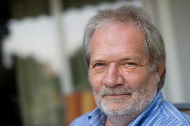 COMPOSITOR PÉTER EÖTVÖS ENTRE OS VENCEDORES DO PRÉMIO INTERNACIONAL TERRAS SEM SOMBRA