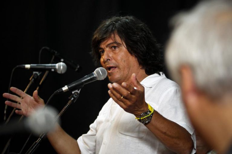 LUÍS REPRESAS EDITA NOVO ÁLBUM COM PARTICIPAÇÃO DE CARLOS DO CARMO E MIA ROSE