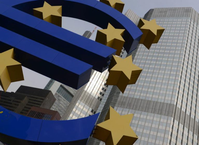 BCE TERMINA PROGRAMA DE COMPRA DE ATIVOS NO FIM DO ANO