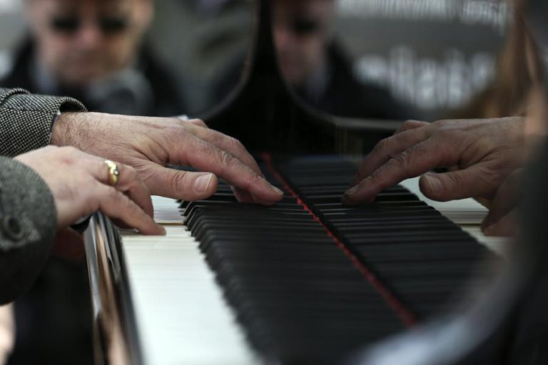 PIANISTA ROGER MURARO ESTREIA OBRA DE VASCO MENDONÇA NA GULBENKIAN