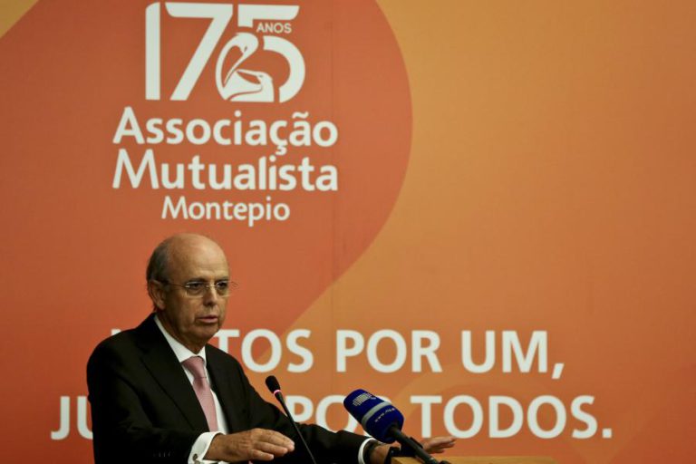 ASSOCIAÇÃO MUTUALISTA MONTEPIO DEVERÁ APROVAR HOJE VENDA DE 2% DO BANCO