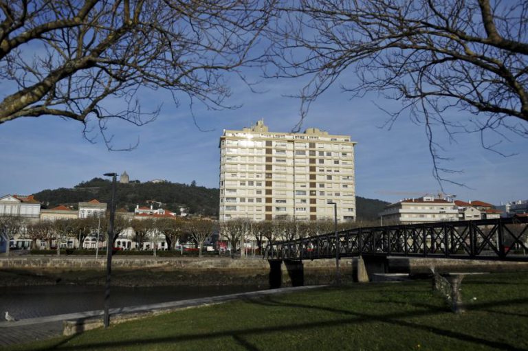 PRÉDIO COUTINHO DE VIANA DO CASTELO SEM CLASSIFICAÇÃO DE INTERESSE PÚBLICO