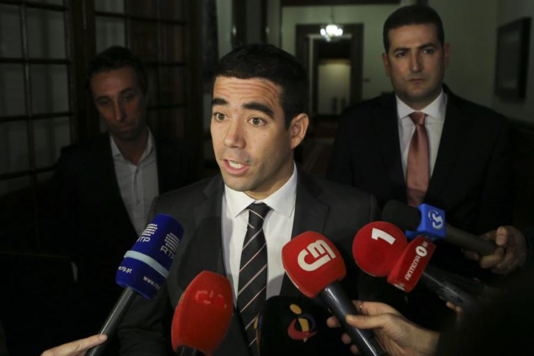 PSD DIZ QUE ADICIONAL AO IMPOSTO SOBRE COMBUSTÍVEIS SÓ NÃO TERMINA “SE PCP E BE NÃO QUISEREM”