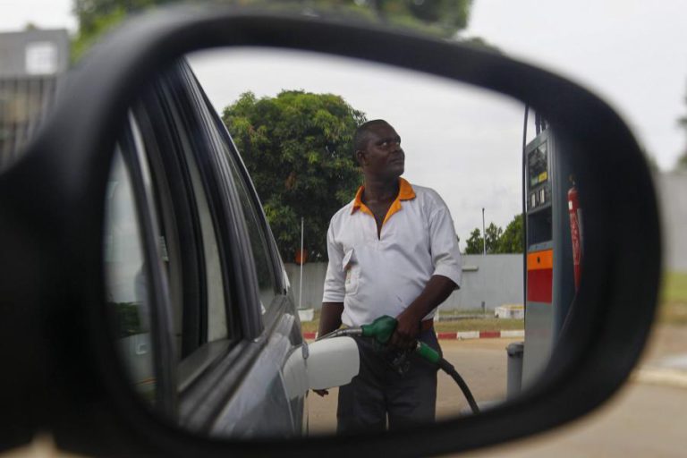 GOVERNO ANGOLANO AVALIA POSSIBILIDADE DE AUMENTO DO PREÇO DOS COMBUSTÍVEIS