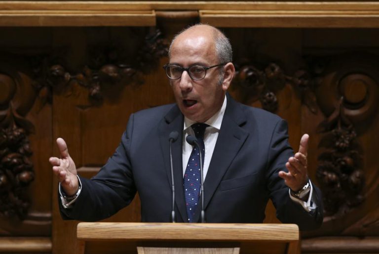 10 JUNHO: CDS-PP DESTACA COERÊNCIA DO DISCURSO DO PRESIDENTE DA REPÚBLICA
