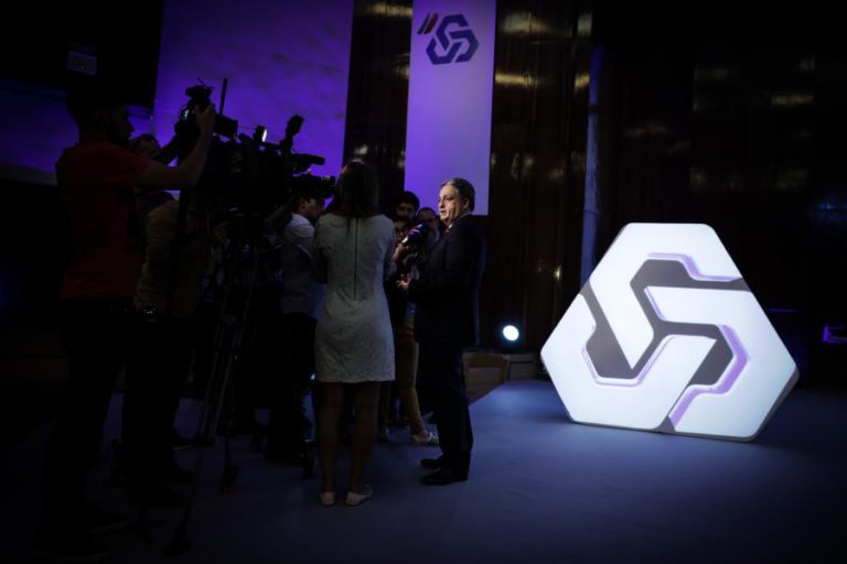 CGD DEVERÁ INICIAR ‘ROADSHOW’ PARA CONSEGUIR FINANCIAMENTO DE 500ME, NOTICIA BLOOMBERG