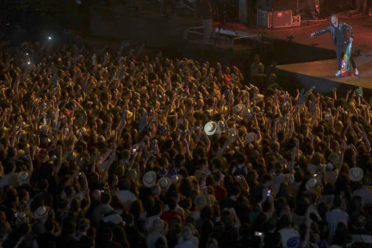 NOVO RECINTO DO MARÉS VIVAS EM GAIA TEM TRÊS HECTARES E UMA PAISAGEM DE MAR E RIO