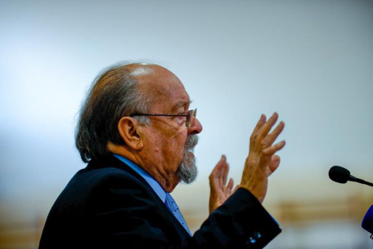 LIGA DOS BOMBEIROS CRITICA PROTEÇÃO CIVIL E EXIGE REUNIÃO COM MINISTRO