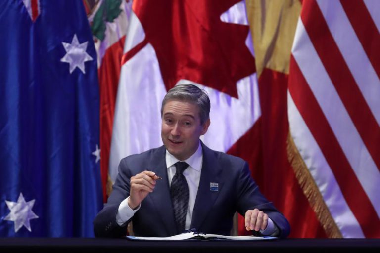 CANADÁ VAI AGILIZAR RATIFICAÇÃO DE PARCERIA TRANSPACÍFICO PARA COMBATER TRUMP