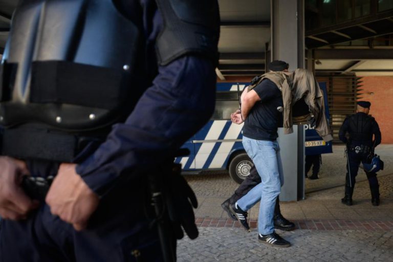 SPORTING: QUATRO DETIDOS PRETENDEM PRESTAR DECLARAÇÕES NO INTERROGATÓRIO