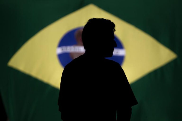 HOMICÍDIOS NO BRASIL MATARAM 6 PESSOAS POR HORA ENTRE 2006 E 2016