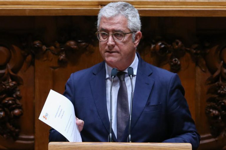 PSD ADMITE QUE “CIRCUNSTÂNCIAS EXTRAORDINÁRIAS” PODEM IMPEDIR CONTAGEM DO TEMPO TOTAL DOS PROFESSORES