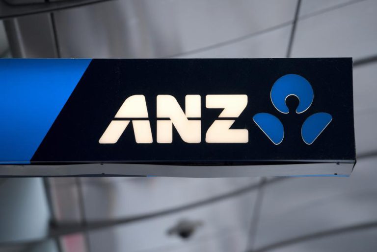 TRÊS BANCOS ACUSADOS DE MANIPULAREM PREÇOS DE AÇÕES NA AUSTRÁLIA