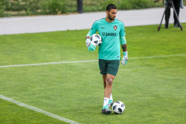 RUI PATRÍCIO TEMEU PELA VIDA E RESCINDIU COM O SPORTING POR NÃO TER “CONDIÇÕES MÍNIMAS”