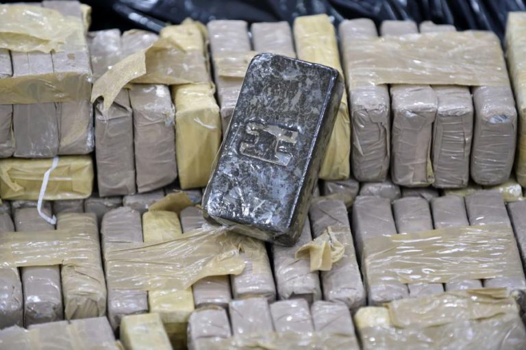 MINISTÉRIO DO INTERIOR DIZ QUE ANGOLA SEGUE NA ROTA TRÁFICO DE DROGA