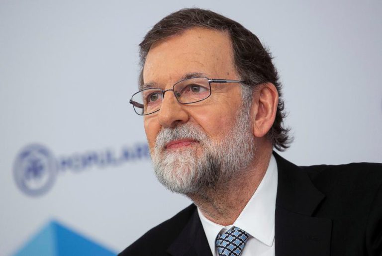 MARIANO RAJOY ADMITE ABANDONAR A POLÍTICA DE “FORMA DEFINITIVA”