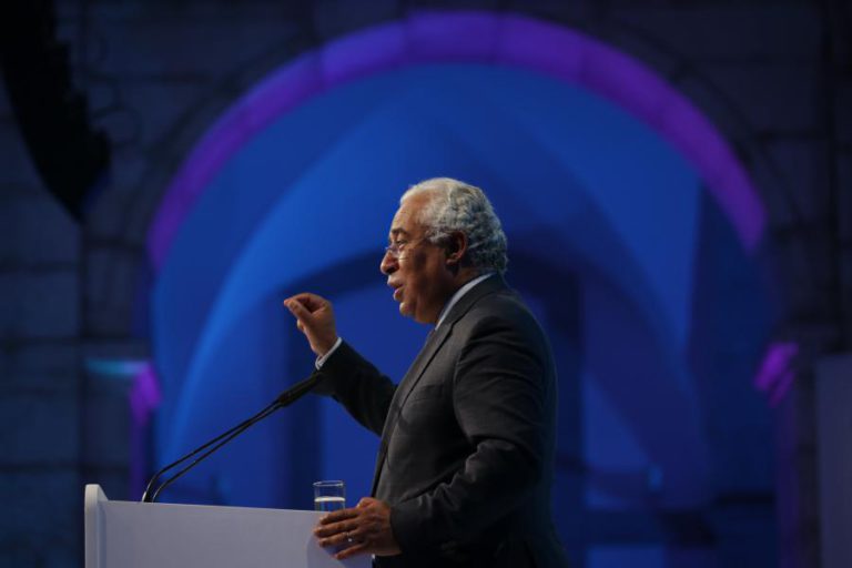 ANTÓNIO COSTA ESTIMA POUPANÇA DE 1.100 ME COM PROGRAMA “SIMPLEX+”