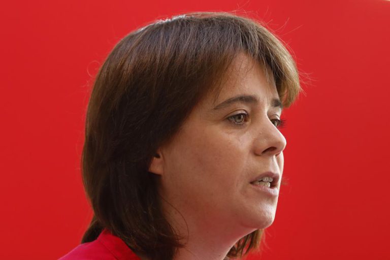 CATARINA MARTINS DIZ QUE VISTOS ‘GOLD’ SÓ CRIAM ESPECULAÇÃO IMOBILIÁRIA E CRIME ECONÓMICO