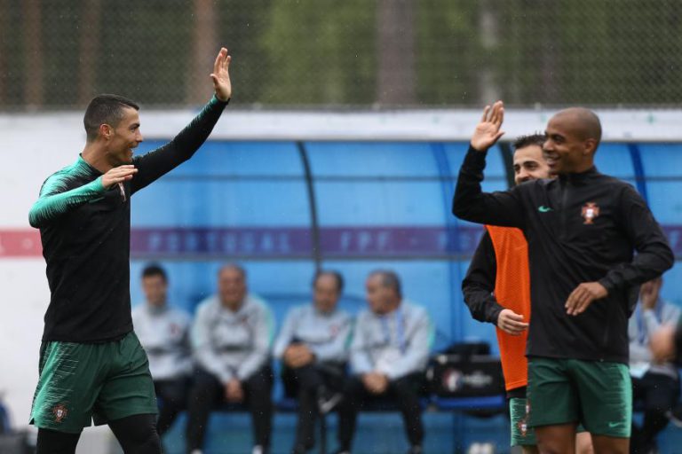 SELEÇÃO PORTUGUESA DE FUTEBOL VOLTA A TRABALHAR EM KRATOVO A PENSAR NA ESPANHA