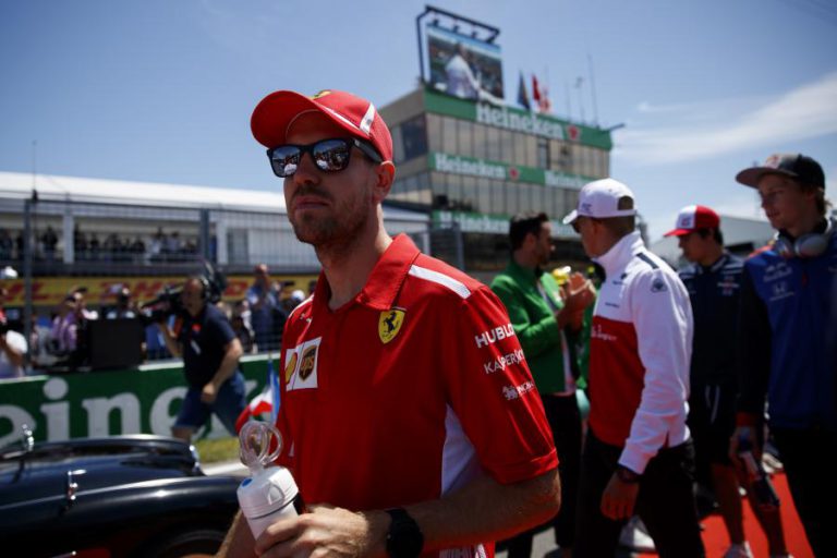 ALEMÃO SEBASTIAN VETTEL SOBE À LIDERANÇA DO MUNDIAL DE FÓRMULA 1 AO VENCER NO CANADÁ