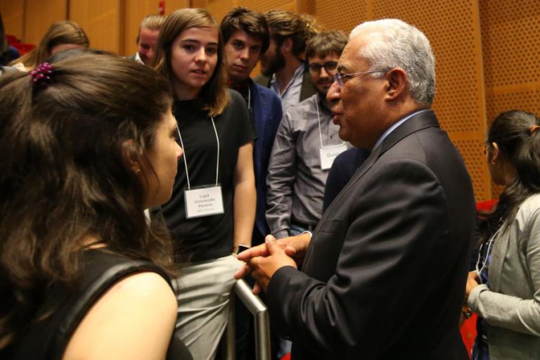 PRIMEIRO-MINISTRO ASSUME COMO META MAIS 25 MIL EMPREGOS CIENTÍFICOS NO SETOR PRIVADO ATÉ 2030