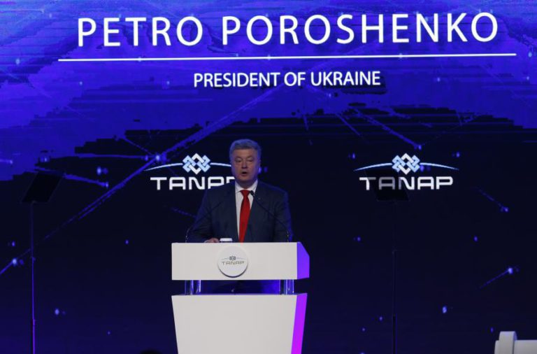 POROSHENKO PEDE A PUTIN LIBERTAÇÃO DOS PRESOS UCRANIANOS