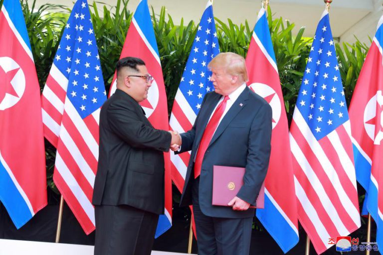 TRUMP E KIM CONVIDARAM-SE PARA VISITAR RESPECTIVOS PAÍSES