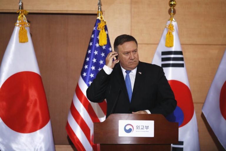 EUA MANTÊM SANÇÕES ATÉ “COMPLETA DESNUCLEARIZAÇÃO” DA COREIA DO NORTE, GARANTE MIKE POMPEO