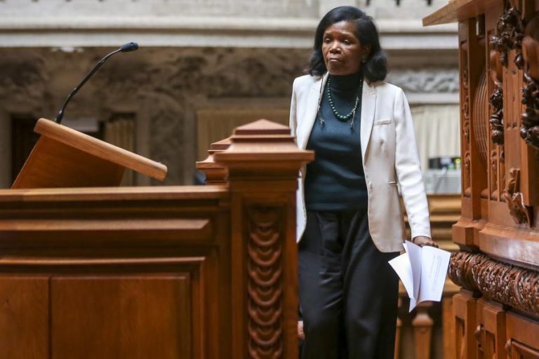 ASSOCIAÇÃO DE JUÍZES QUER CÓPIAS DE CONTRATOS DE ARRENDAMENTO DE TODOS OS TRIBUNAIS