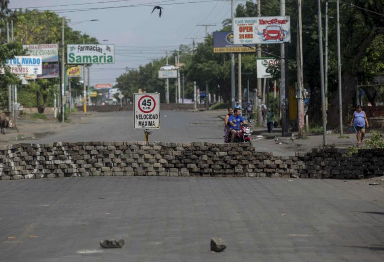TRÊS PESSOAS MORRERAM EM DIA DE PROTESTO E GREVE GERAL NA NICARÁGUA