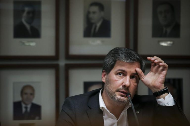 BRUNO DE CARVALHO PEDE FIM DOS PROCESSOS DISCIPLINARES POR PARTE DO SPORTING
